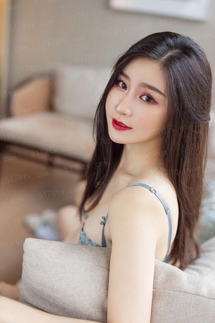 红色