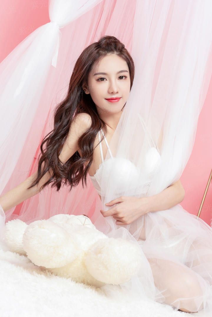 情满雪阳花